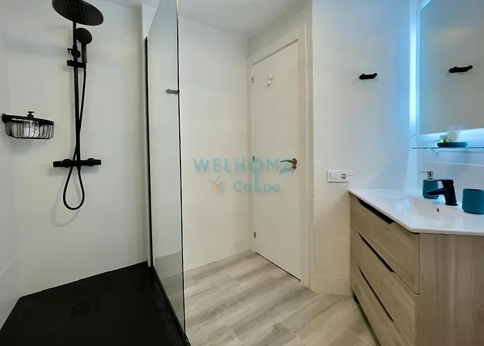 Acuarela Estudio, 1ª Linea, Vista Al Mar, Piscina Кальпе